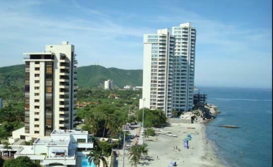 Rodadero Sur Playa Salguero A 200 Mts Del Mar Apartment