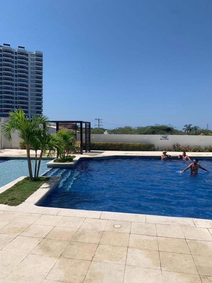 Rodadero Sur Playa Salguero A 200 Mts Del Mar Apartamento